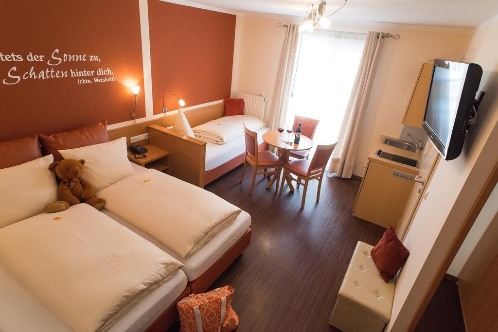 Гостевой дом Gaestehaus Zehmerhof Bei Erding