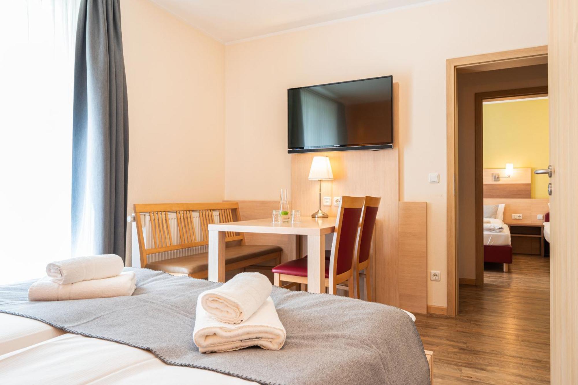 Gaestehaus Zehmerhof Bei Erding Гостевой дом Вальпертскирхен