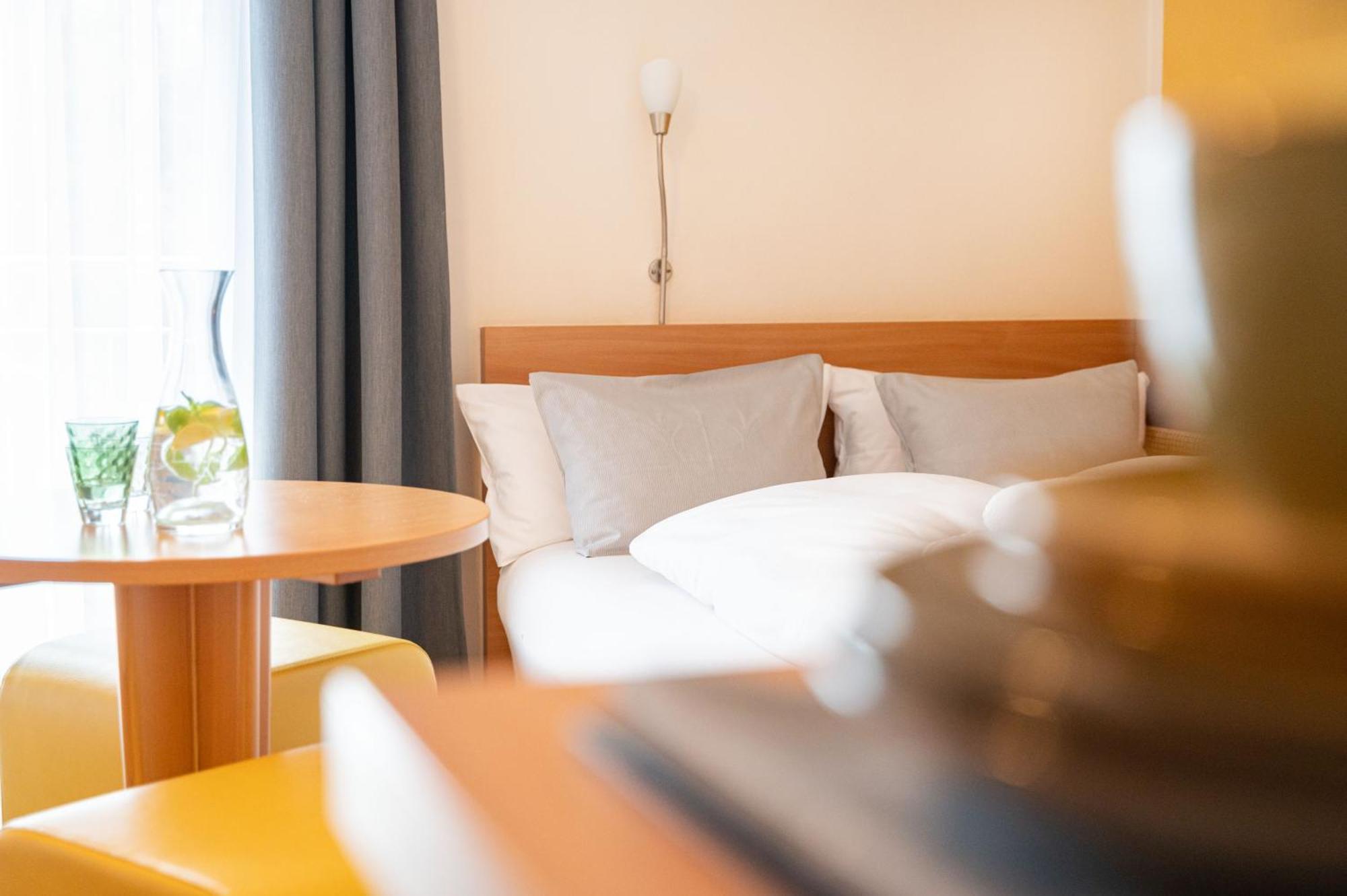 Pensión Gaestehaus Zehmerhof Bei Erding *