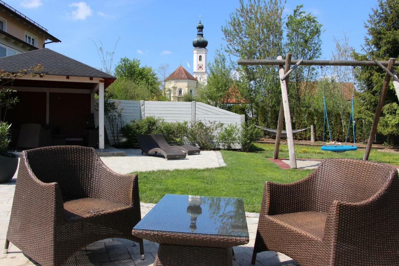 Gaestehaus Zehmerhof Bei Erding * Walpertskirchen